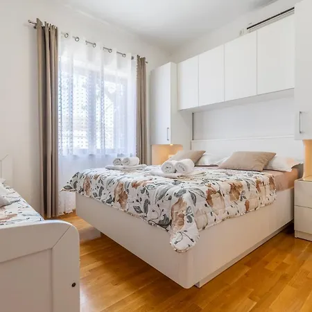 Sweet Triple In בית הארחה